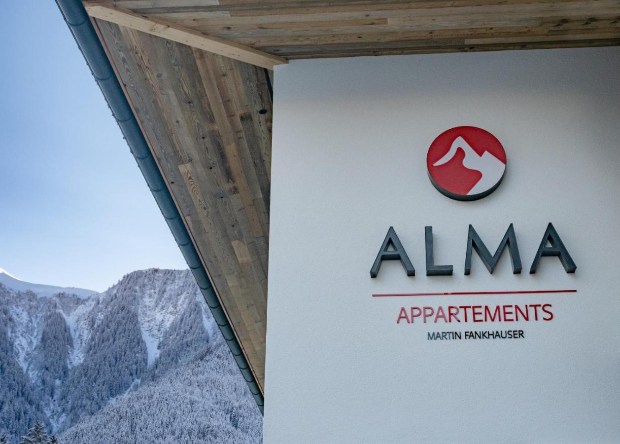 Alma Appartements Майрхофен Экстерьер фото