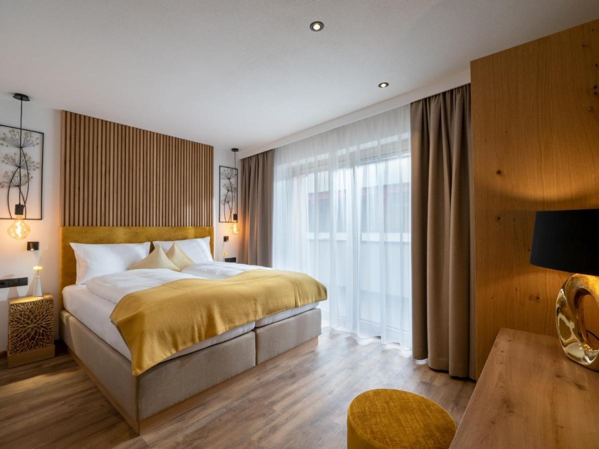 Alma Appartements Майрхофен Экстерьер фото