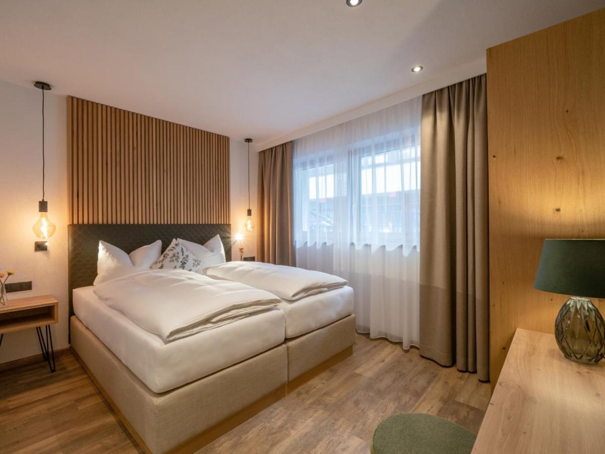 Alma Appartements Майрхофен Экстерьер фото