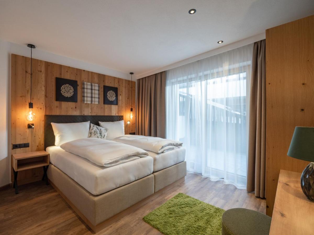 Alma Appartements Майрхофен Экстерьер фото