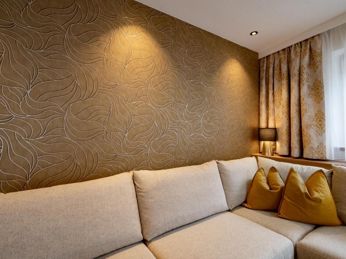 Alma Appartements Майрхофен Экстерьер фото